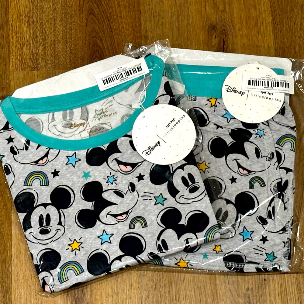 Disney Mickey Forever Men's Short Sleeve Bamboo Viscose Pajama Top & Shorts - M
